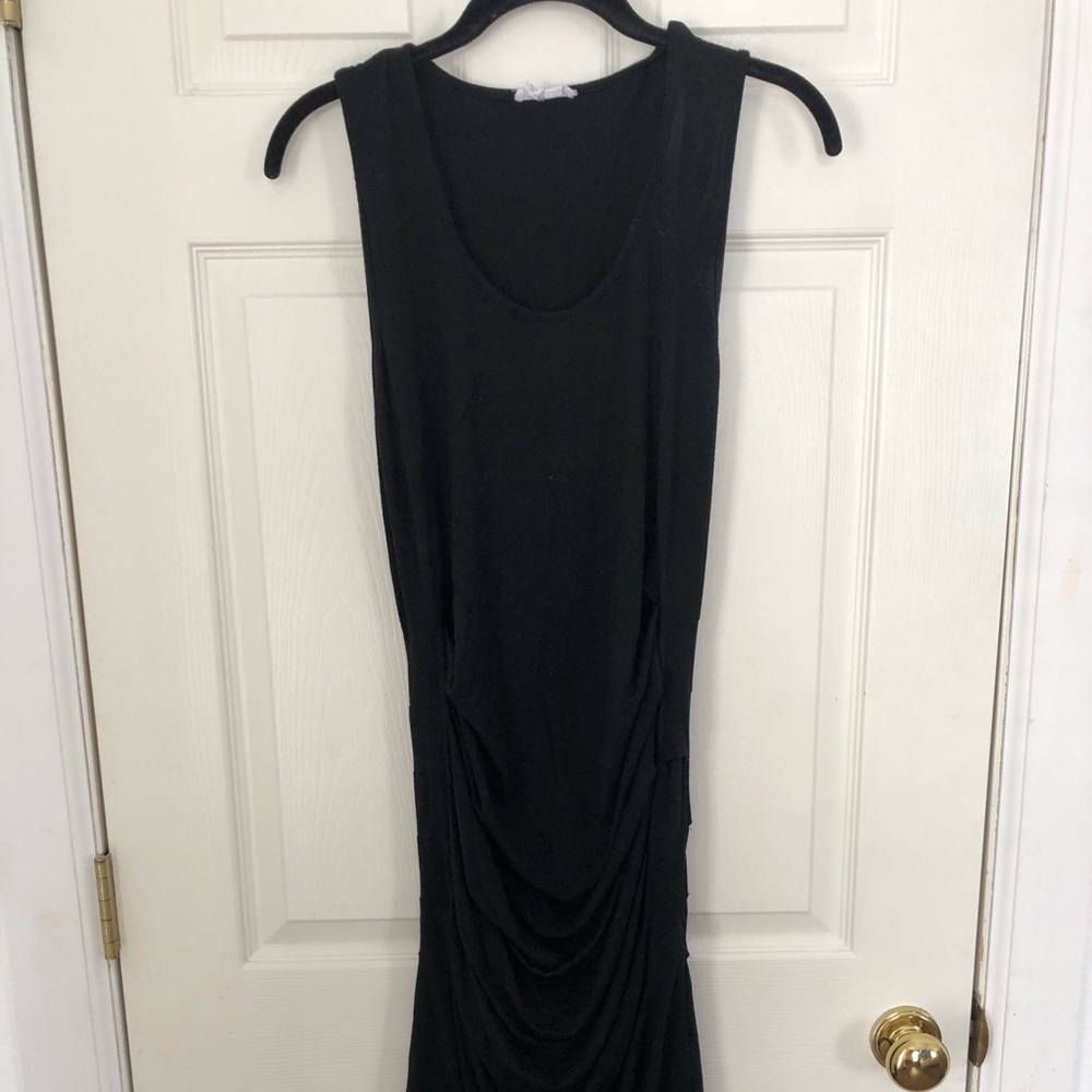 Ingrid & Isabel black ruched maternity dress